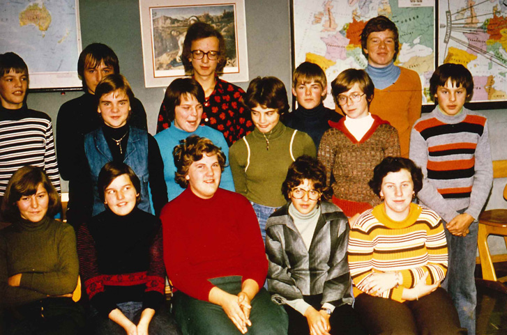 Schüler bei einem Klassenfoto